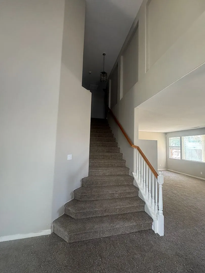 4 Bed & 3 Bath W/ Incredible View Of Open Greenbelt! — Photo 3