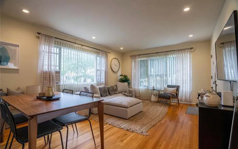 1 bed, 639 sqft, $2,450 — Photo 3