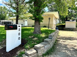 500 Wicklow Dr, Ballwin, MO 63021