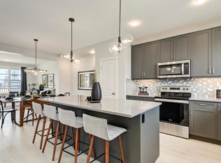 17203 3rd St NE, Edmonton, AB T5Y2Z5