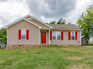 1002 Poppy Seed Dr, Oak Grove, KY 42262