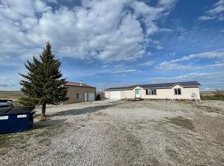 9920 Highway 287, Lander, WY 82520