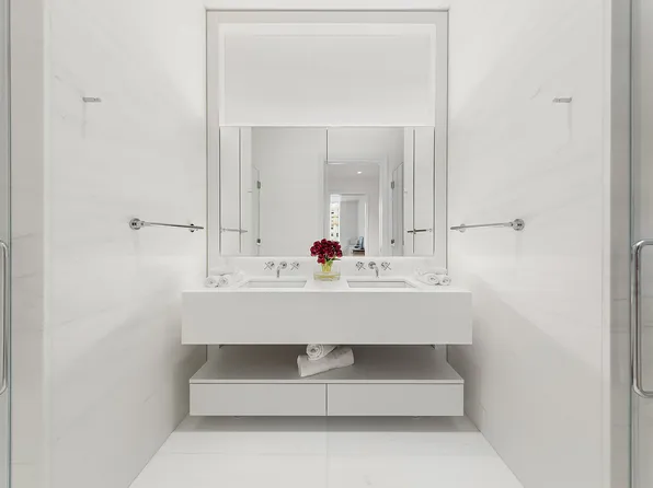 1 Wall Street image 6 of 9