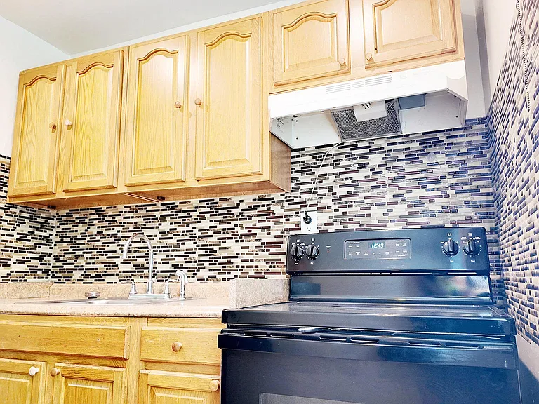 2901 Gainesville St SE #202 — Photo 15