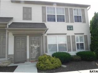 Buttonwood Ln, York, PA 17406