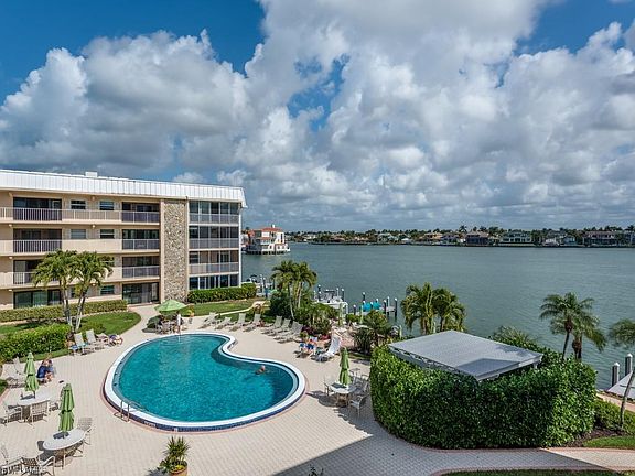 2nd image of 3450 Gulf Shore Blvd N APT 314