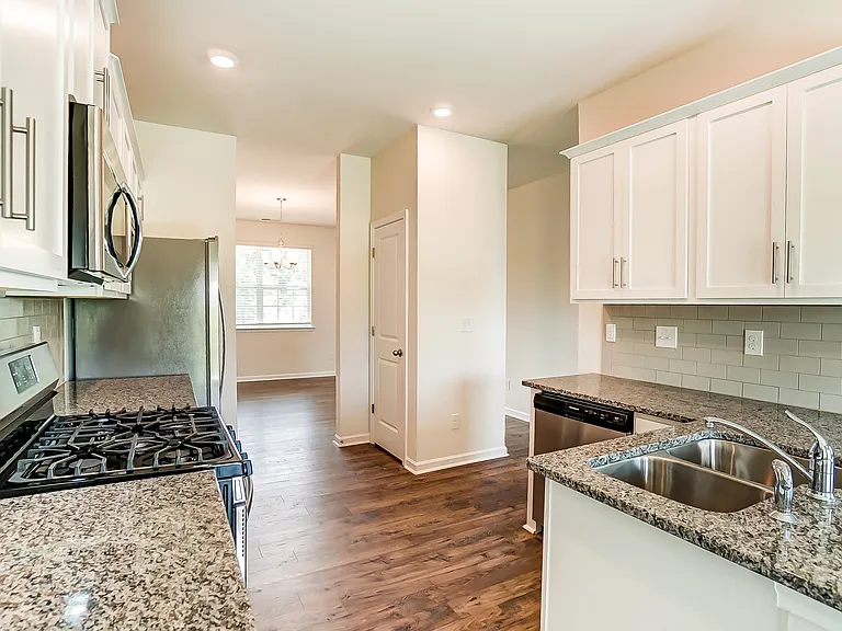 7018 Pennyroyal Way — Photo 8