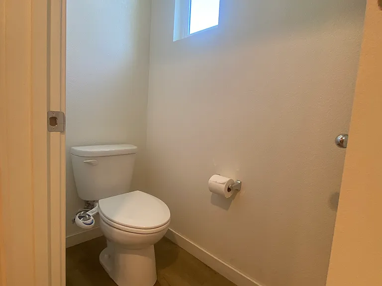 Bridgeway Dr — Photo 10