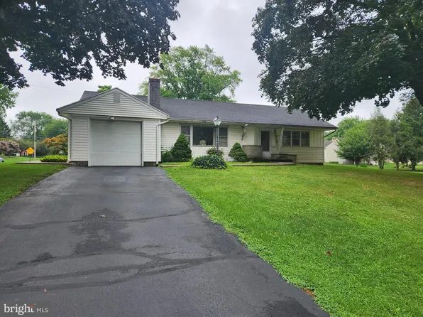 613 Woodcrest Ave, Lititz, PA 17543
