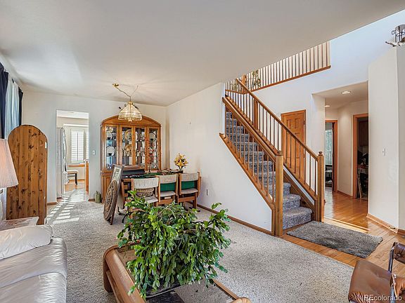 5th image of 9404 W Hinsdale Place