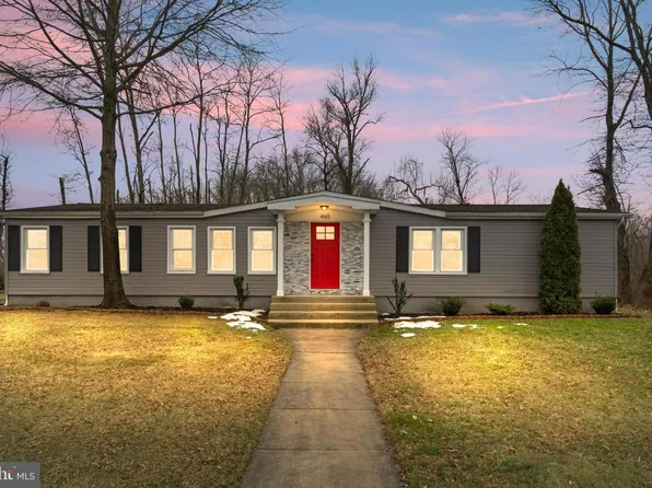 465 Bailey St, Woodstown, NJ 08098