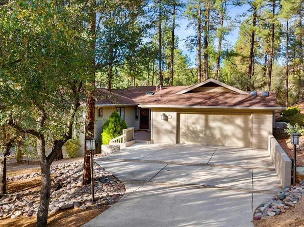 130 Laurel Ct, Prescott, AZ 86303