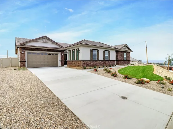 35873 Wildwood Crest Dr, Yucaipa, CA 92399