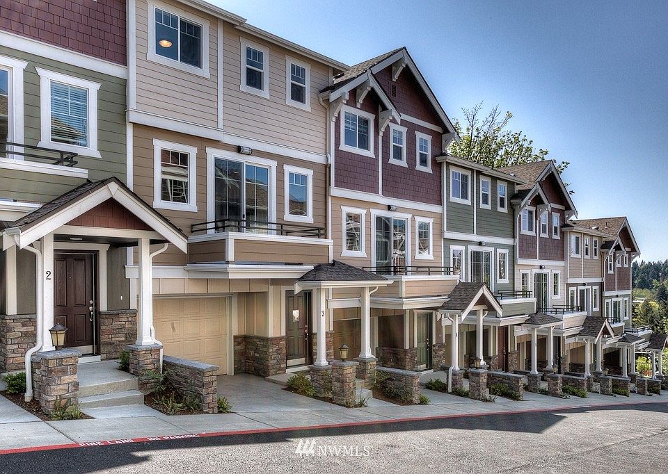 1st image of 107 118th Avenue SE #2003