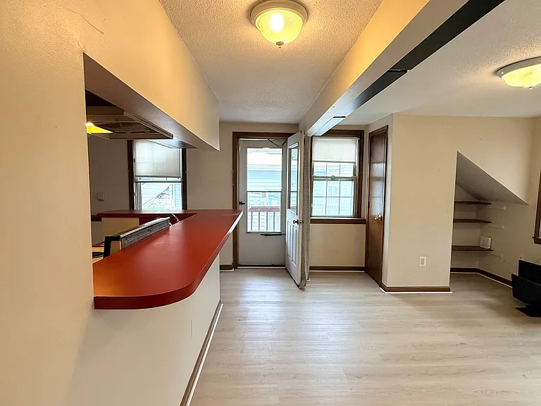 70 Race St #2 — Photo 4