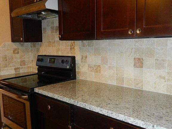 3rd image of 11318 Barrett Brae Dr