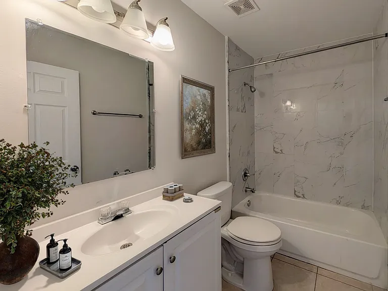 Yellow Pine Townhomes — Photo 11