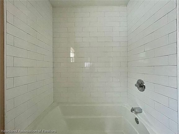 5th image of 5517 N Huckleberry Lake Dr