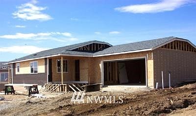 1st image of 7405 29th Pl NE (NP 52)