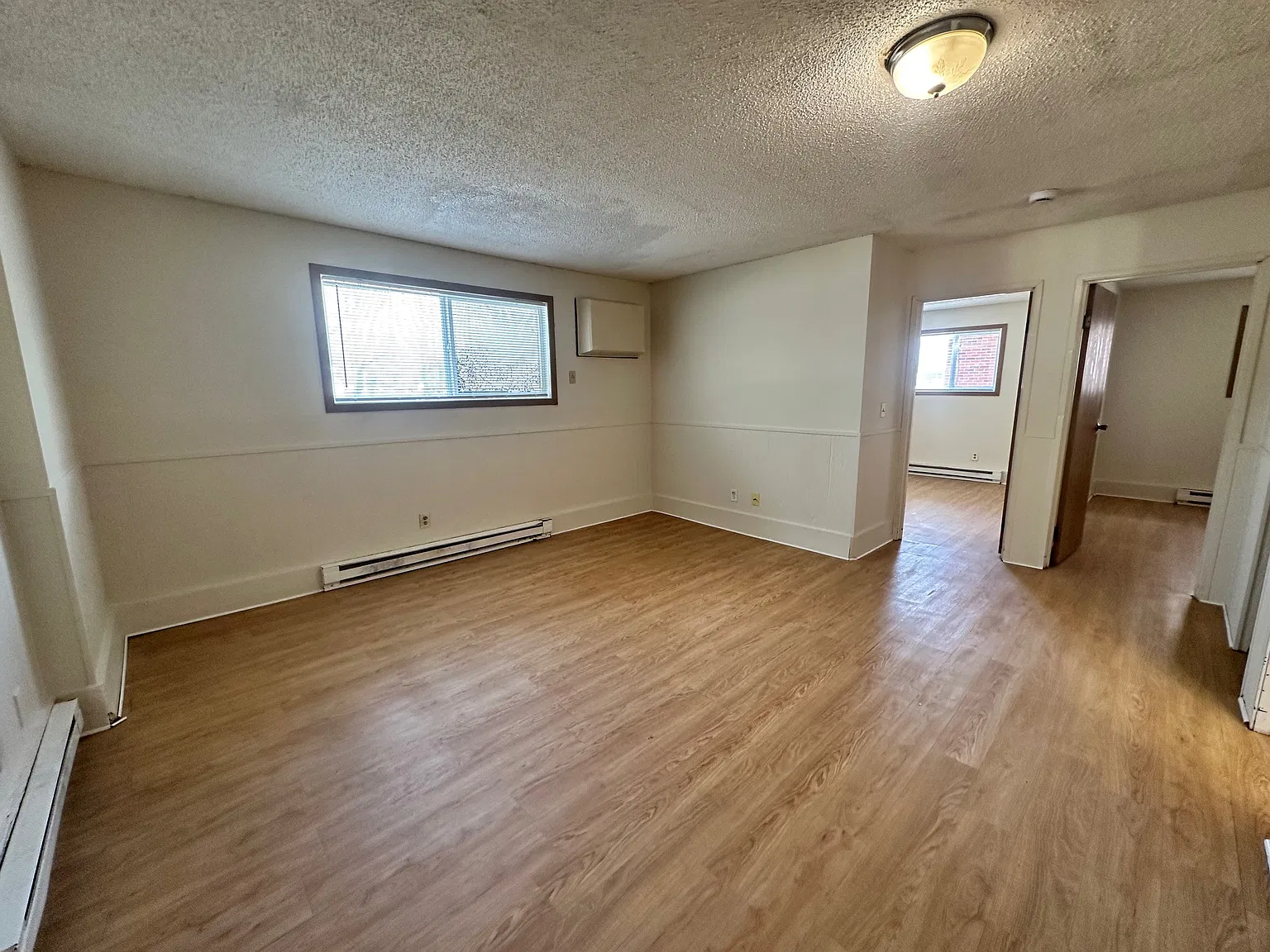 Suite Liv'n 24th St. Apartments — Photo 4