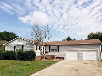 422 Heitman Rd, Thomasville, NC, 27360