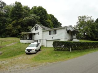 1134 Palmer Rd, Adah, PA 15410