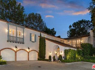 10245 Century Woods Dr, Los Angeles, CA 90067