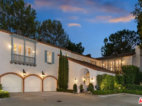 10245 Century Woods Dr, Los Angeles, CA 90067