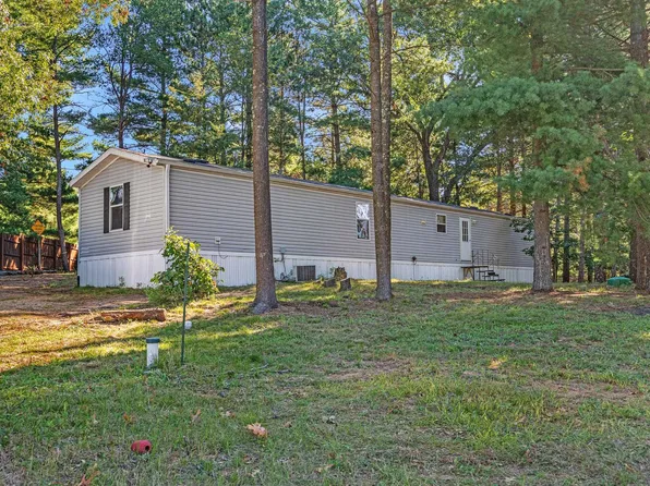 2114 Maple St, Friendship, WI 53934