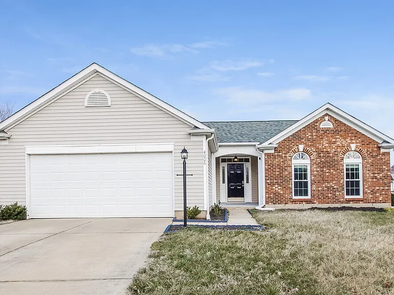 4006 Quail Hollow Ct — Photo 1