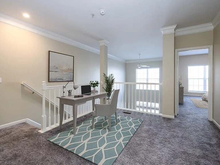 Christopher Wren Apartments and Townhomes — Photo 11