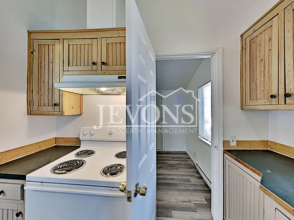 215 N Chestnut St Toppenish, WA 98948, 215 N Chestnut St APT 2, Toppenish, WA 98948