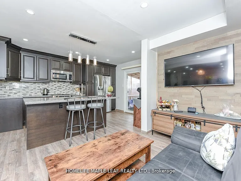 100 Alaskan Summit Ct W — Photo 29