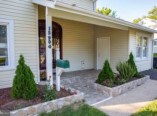 15904 Peach Walker Dr, Bowie, MD 20716