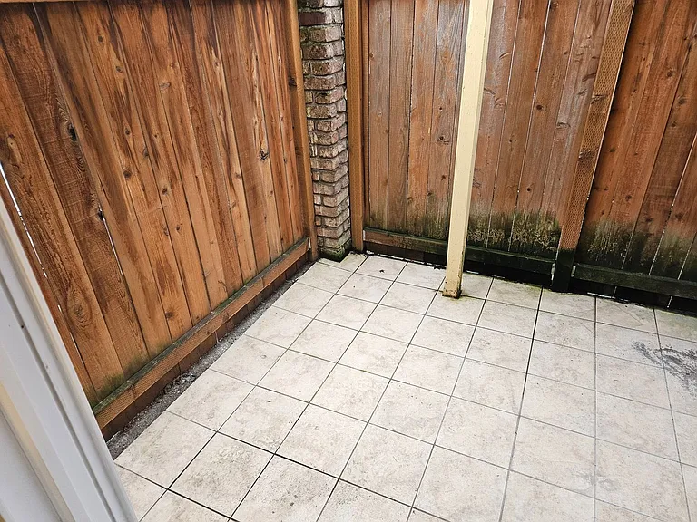 Kellsv — Photo 17