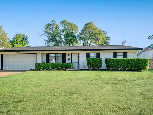 2725 Hubbard St, Paris, TX 75460