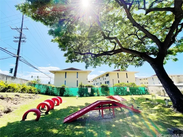 3215 Ala Ilima St APT B612, Honolulu, HI 96818