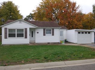 2717 Logan St, Mount Vernon, IL 62864