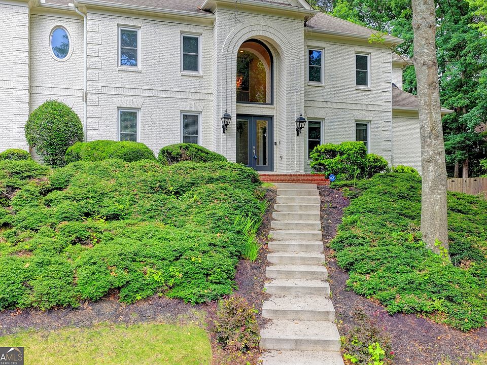 1st image of 535 Francis Pointe