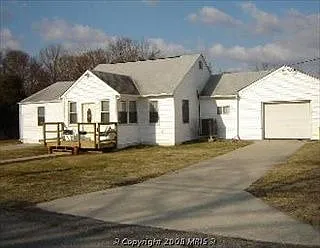 18 Disney Ave photo 1
