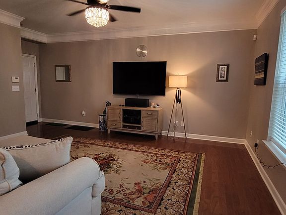 3rd image of 2310 Elliott Ave APT 701