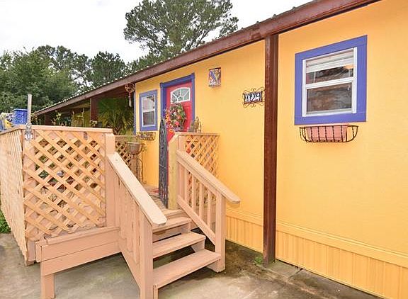 4th image of 129 Pine Valley Ct