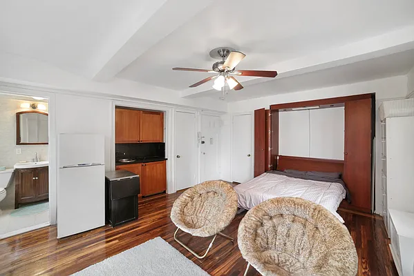 Sold by Compass | media 3