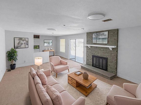 2nd image of 3512 Rio Grande Cir