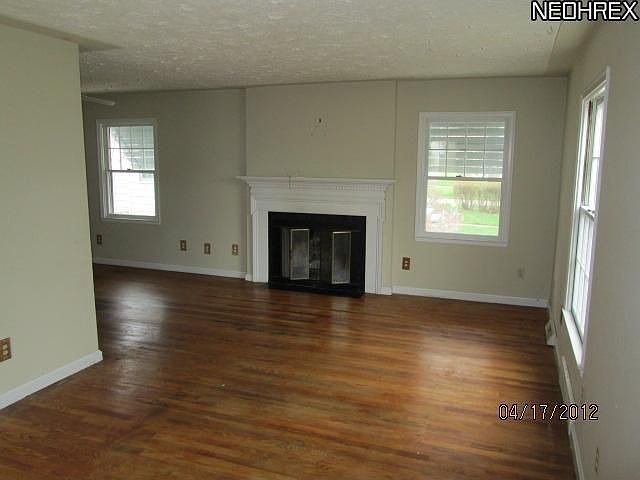 1st image of 2842 S Jefferson Blvd