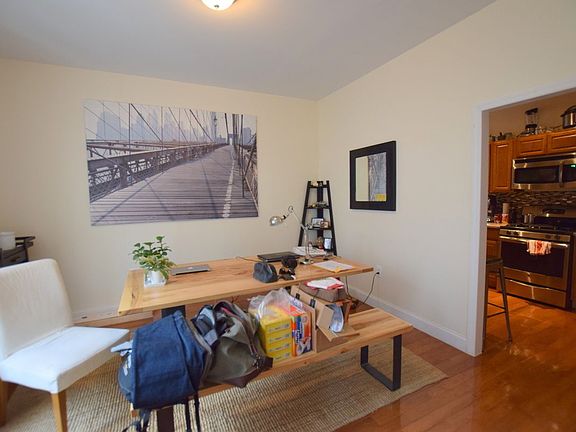4th image of 1902 A C Powell Blvd APT 3F