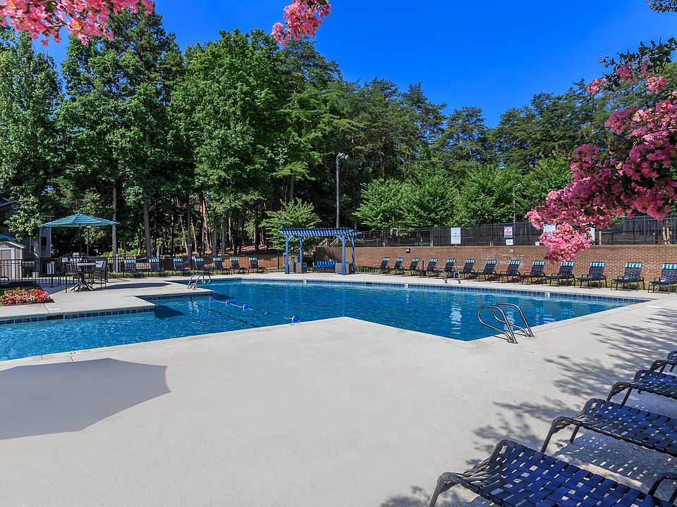 Sparkling Swimming Pool with Lounge Seating and Free Wi-Fi Access