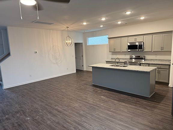 3rd image of 2656 Lakevilla Dr #28