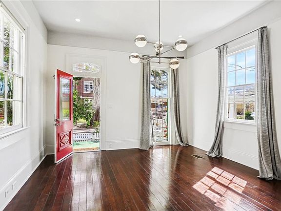 5th image of 517 Olivier St