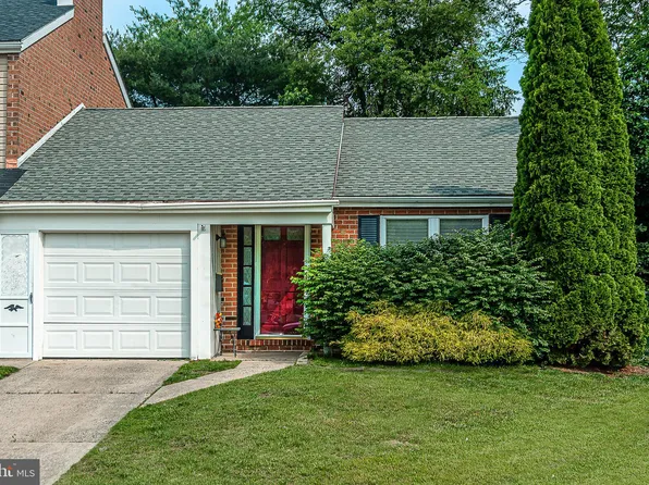 102 Brookdale Pl, Clementon, NJ 08021